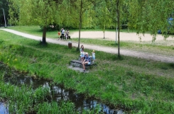 DCIM100MEDIADJI_0255.JPG